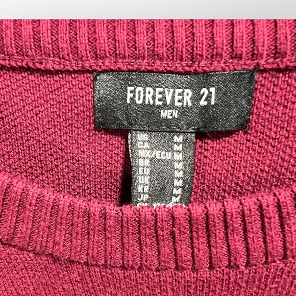 Forever 21 Men (M) Portrait Line Art Graphic Sweater Burgundy/Red NWT - Picture 8 of 8